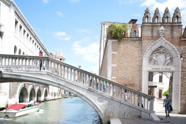 portale-ca-foscari-ponte_595